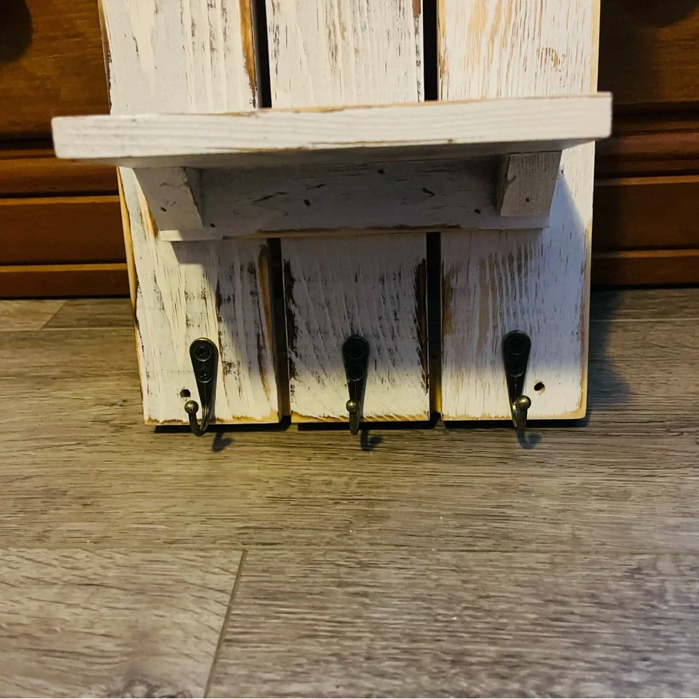 Stunning wood wall decor(key holder/shelf/chalk board)